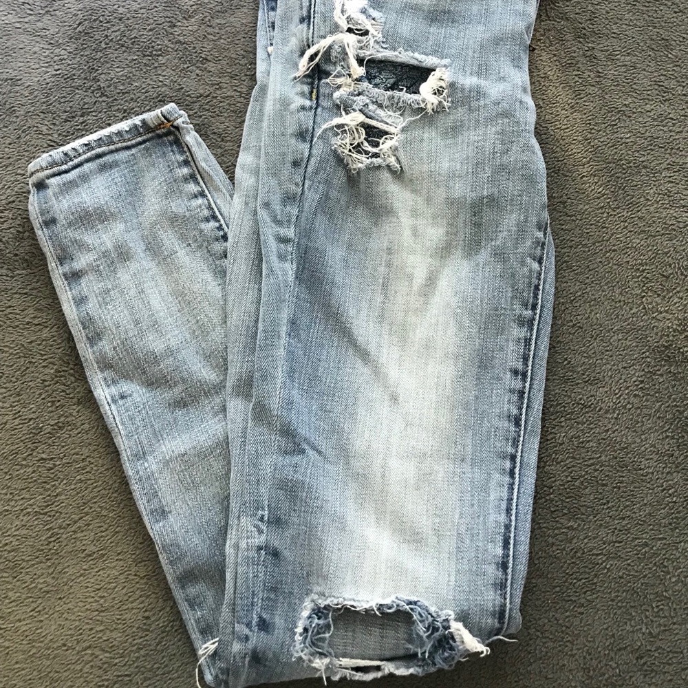 American Eagle Distressed Skinny Jeans